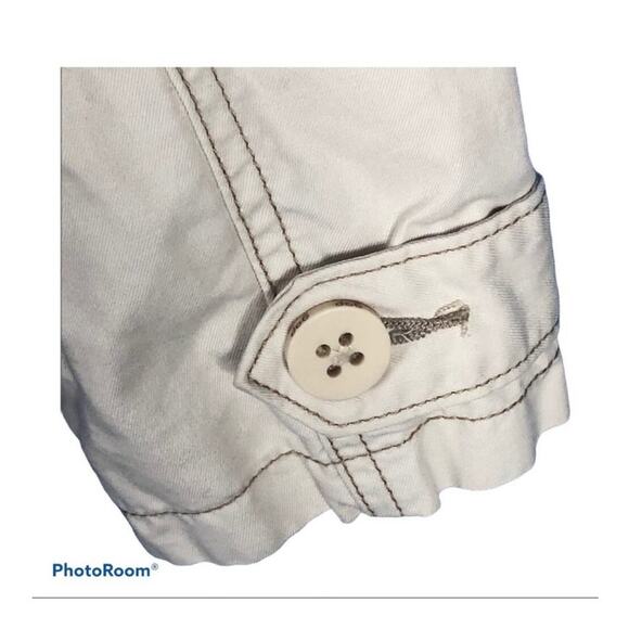 GAP Original Vintage Trench Coat JR Large Cream Ruffle Hem Belted Timeless Style - Picture 8 of 16